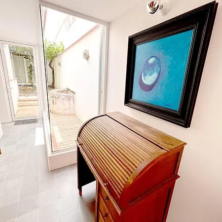 Peace And Sun In The Old Town Hébergement de vacances *