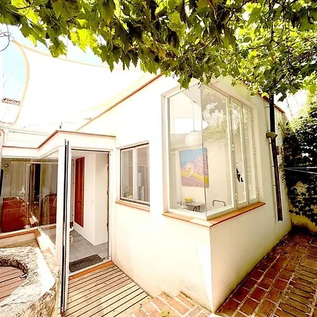 Holiday home Peace And Sun In The Old Town *