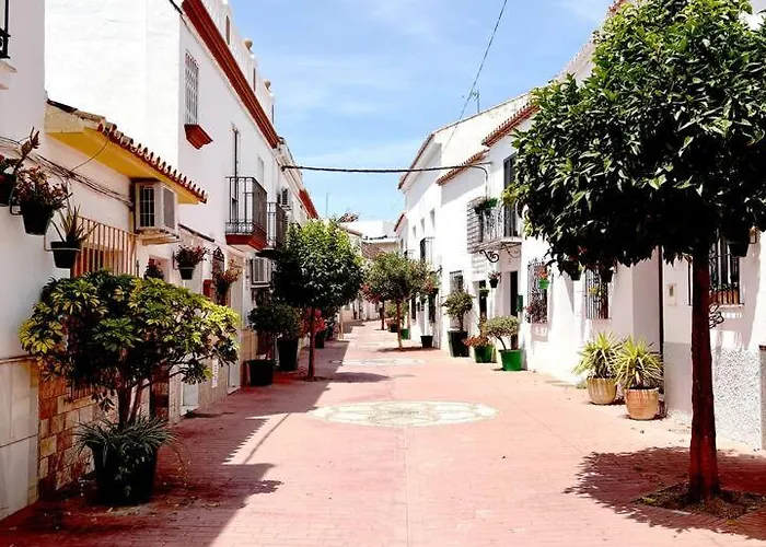 Peace And Sun In The Old Town * Estepona